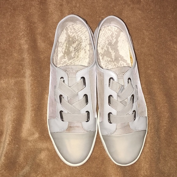 Kick Around - Picture 4 of 4